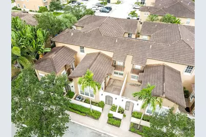 1061 SW 147th Ter, Pembroke Pines, FL 33027 - Photo 16