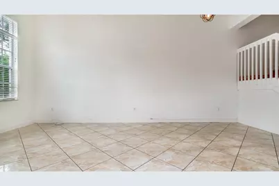 1061 SW 147th Ter, Pembroke Pines, FL 33027 - Photo 8