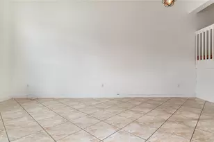 1061 SW 147th Ter, Pembroke Pines, FL 33027 - Photo 8