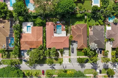 510  Gerona Ave, Coral Gables, FL 33146 - Photo 2