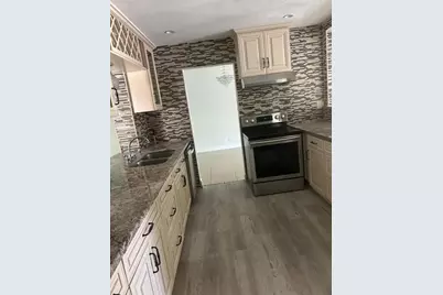 7001 NW 76th Ct, Tamarac, FL 33321 - Photo 22