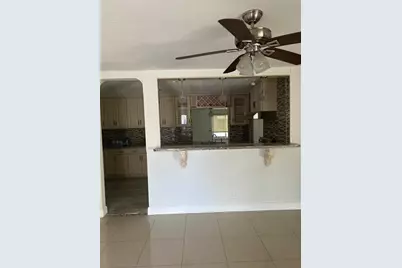7001 NW 76th Ct, Tamarac, FL 33321 - Photo 16