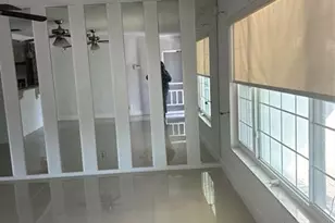 7001 NW 76th Ct, Tamarac, FL 33321 - Photo 4