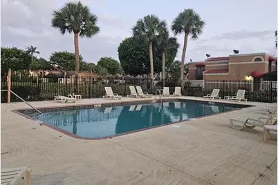 7001 NW 76th Ct, Tamarac, FL 33321 - Photo 2