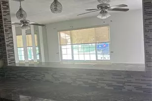 7001 NW 76th Ct, Tamarac, FL 33321 - Photo 6