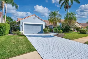 19284 Cherry Hills Terrace, Boca Raton, FL 33498 - Photo 2