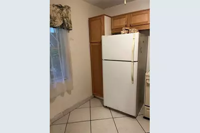 2871  Somerset Dr, Unit #105, Lauderdale Lakes, FL 33311 - Photo 6