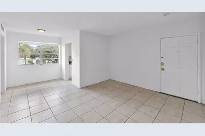 14950 E Miami Ave, Unit #4, Miami, FL 33168 - Photo 2