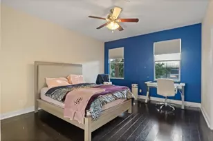 4025 Cascada Cir, Hollywood, FL 33024 - Photo 16