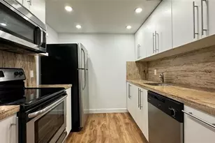 300 SW 134th Way, Pembroke Pines, FL 33027 - Photo 8