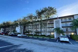 300 SW 134th Way, Pembroke Pines, FL 33027 - Photo 22