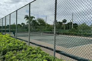 300 SW 134th Way, Pembroke Pines, FL 33027 - Photo 24