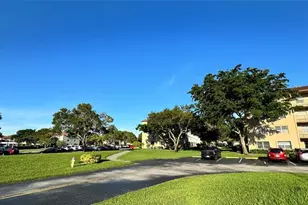 300 SW 134th Way, Pembroke Pines, FL 33027 - Photo 18