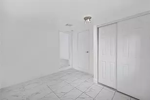 1114 NW 39th St, Miami, FL 33127 - Photo 16