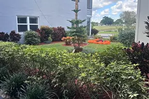 164 Burgundy D Unit, Delray Beach, FL 33484 - Photo 18