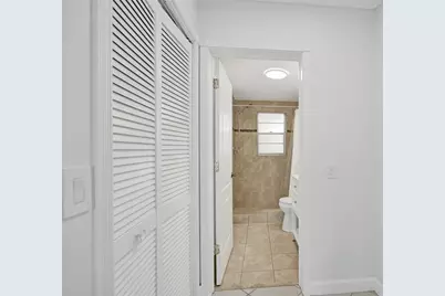 2201 SE 9th St, Unit #106, Pompano Beach, FL 33062 - Photo 24