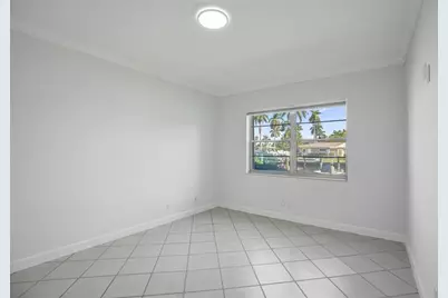 2201 SE 9th St, Unit #106, Pompano Beach, FL 33062 - Photo 16