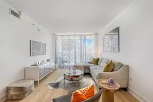 350 SE 2nd St, Fort Lauderdale, FL 33301 - Photo 6