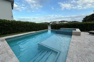 10660 S Lago Vista Cir, Parkland, FL 33076 - Photo 4