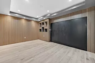 15775 N Miami Ave, Miami, FL 33169 - Photo 18