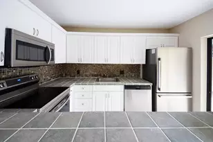 1700 Embassy Dr Unit, West Palm Beach, FL 33401 - Photo 12