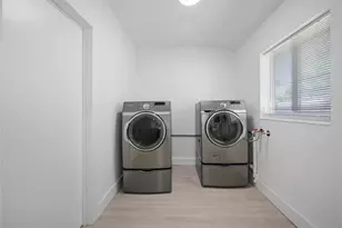 2601 Taylor St, Hollywood, FL 33020 - Photo 16