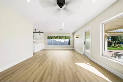 4751 NE 4th Ave, Oakland Park, FL 33334 - Photo 4