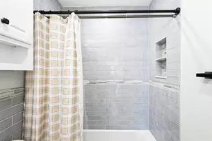 4751 NE 4th Ave, Oakland Park, FL 33334 - Photo 16