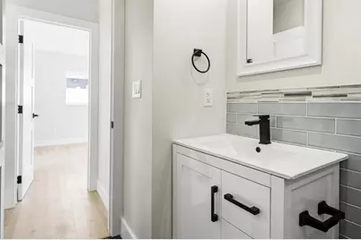 4751 NE 4th Ave, Oakland Park, FL 33334 - Photo 14