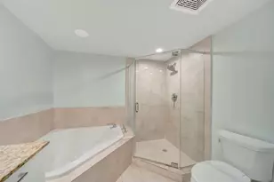 610 W Las Olas Blvd, Fort Lauderdale, FL 33312 - Photo 24