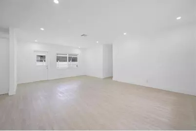 2601  Taylor St, Hollywood, FL 33020 - Photo 24