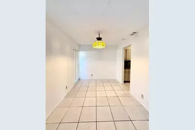 812 SW 73 Av, Unit #8, North Lauderdale, FL 33068 - Photo 6