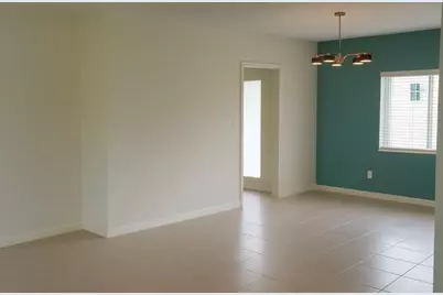 729 NE 16th Ave, Unit #D, Fort Lauderdale, FL 33304 - Photo 8