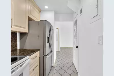 900 NE 18th Ave, Unit #1404, Fort Lauderdale, FL 33304 - Photo 10