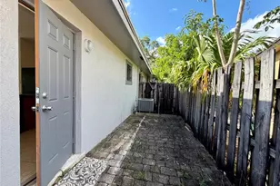 1023 NW 1st Ave, Fort Lauderdale, FL 33311 - Photo 10