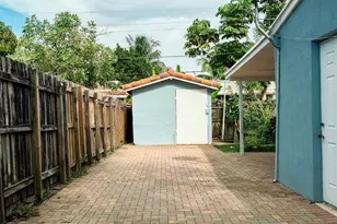 531 NE 61st St, Oakland Park, FL 33334 - Photo 18