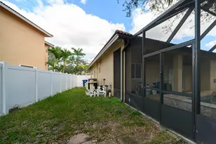 14186 SW 32nd St, Miramar, FL 33027 - Photo 18