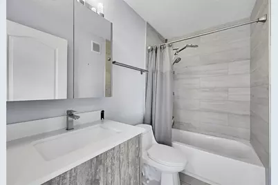 150  Jacaranda Country Club Dr, Unit #200, Plantation, FL 33324 - Photo 34