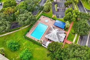 1502 Whitehall Dr, Davie, FL 33324 - Photo 32