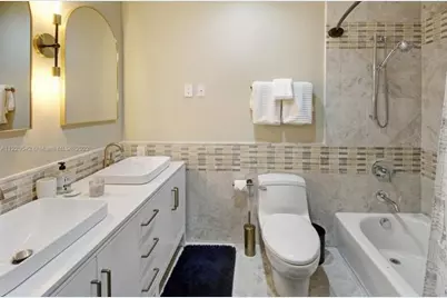 520 SE 5th Ave, Unit #1711, Fort Lauderdale, FL 33301 - Photo 16