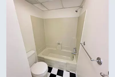 2800 NW 56th Ave, Unit #F403, Lauderhill, FL 33313 - Photo 8