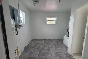 439 NE 33rd St, Boca Raton, FL 33431 - Photo 32