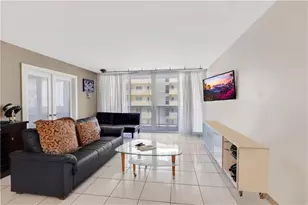 3140 S Ocean Dr Unit, Hallandale Beach, FL 33009 - Photo 2