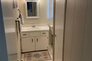 2341 SW 84th Ave, Davie, FL 33324 - Photo 10