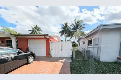 2534 NW 73rd Ave, Sunrise, FL 33313 - Photo 12