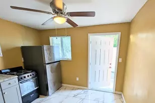 2534 NW 73rd Ave, Sunrise, FL 33313 - Photo 8