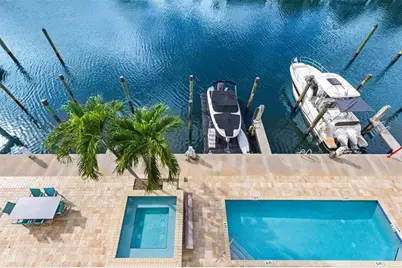 45  Hendricks Isle, Unit #403, Fort Lauderdale, FL 33301 - Photo 4