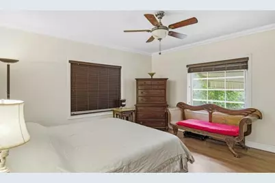 54 NE 103rd St, Miami Shores, FL 33138 - Photo 8