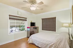 54 NE 103rd St, Miami Shores, FL 33138 - Photo 6