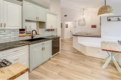 5164 NW 53rd Ave, Coconut Creek, FL 33073 - Photo 4